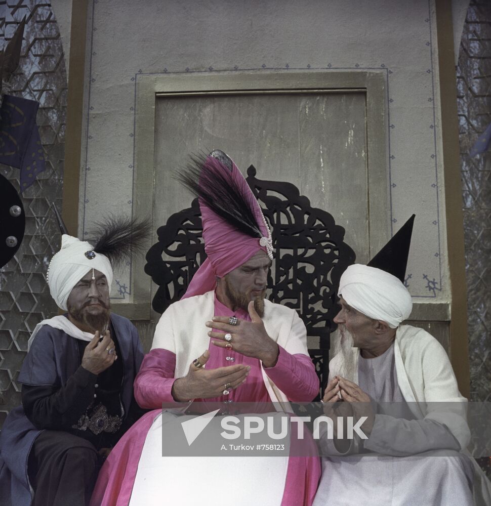 Still from feature film Aladdin's magic lamp