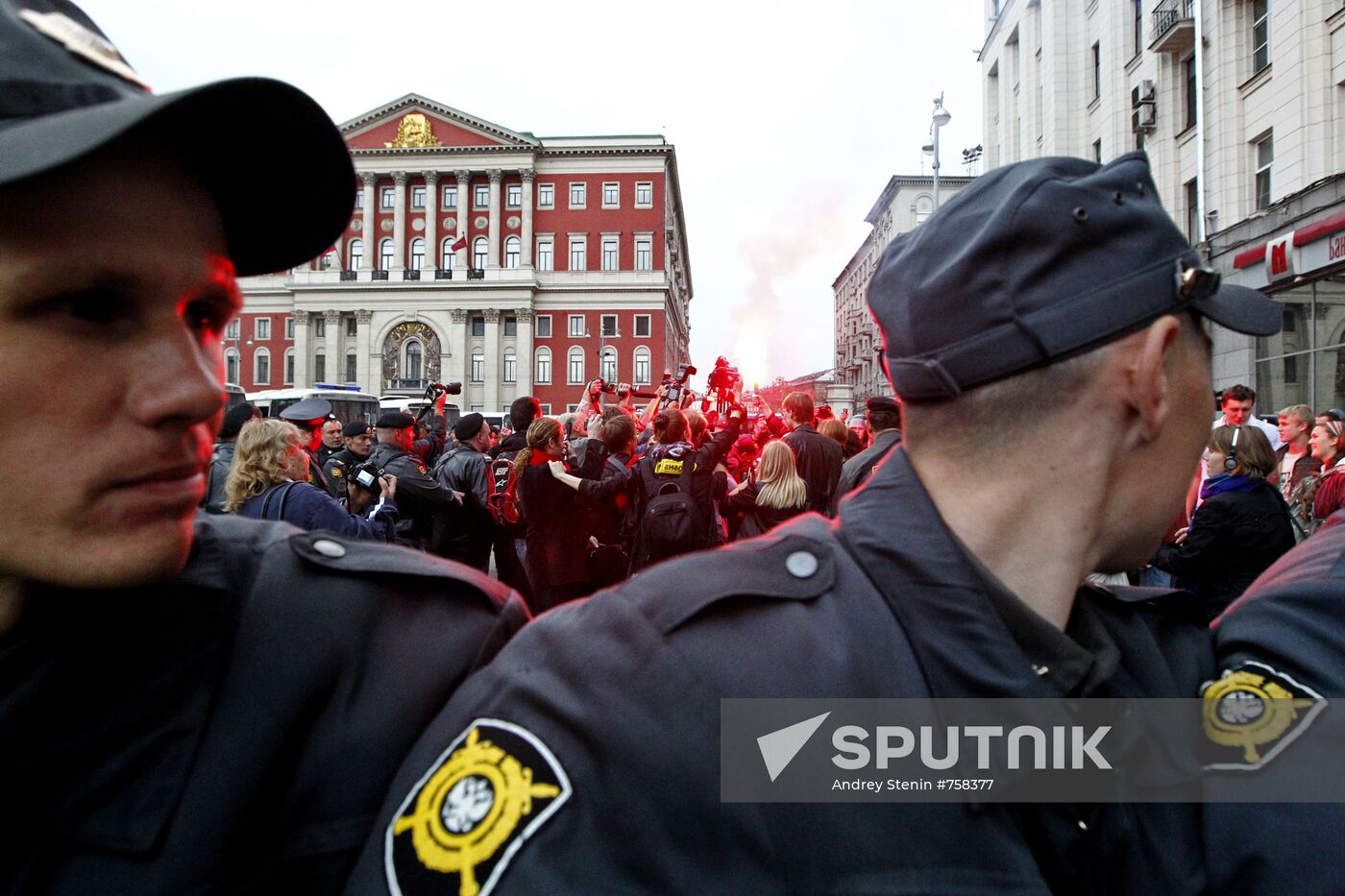 Police cordon on Tverskaya Square