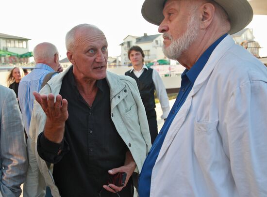 Yury Belyayev and Gennady Poloka