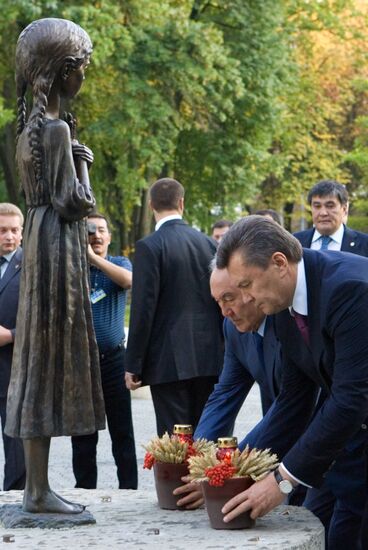 Nursultan Nazarbayev visits Ukraine