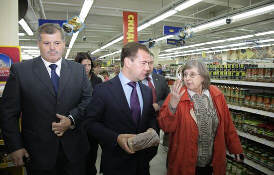 D. Medvedev on working visit to Northwestern Federal District