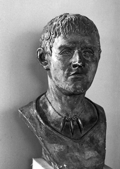 Reconstruction of a head of a man
