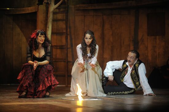 Musical "Zorro" rehearsal