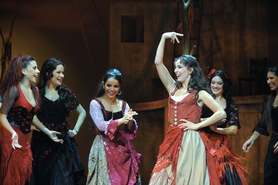 Musical "Zorro" rehearsal