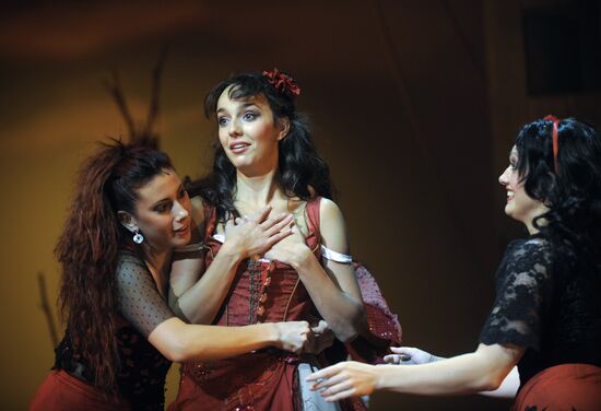 Musical "Zorro" rehearsal