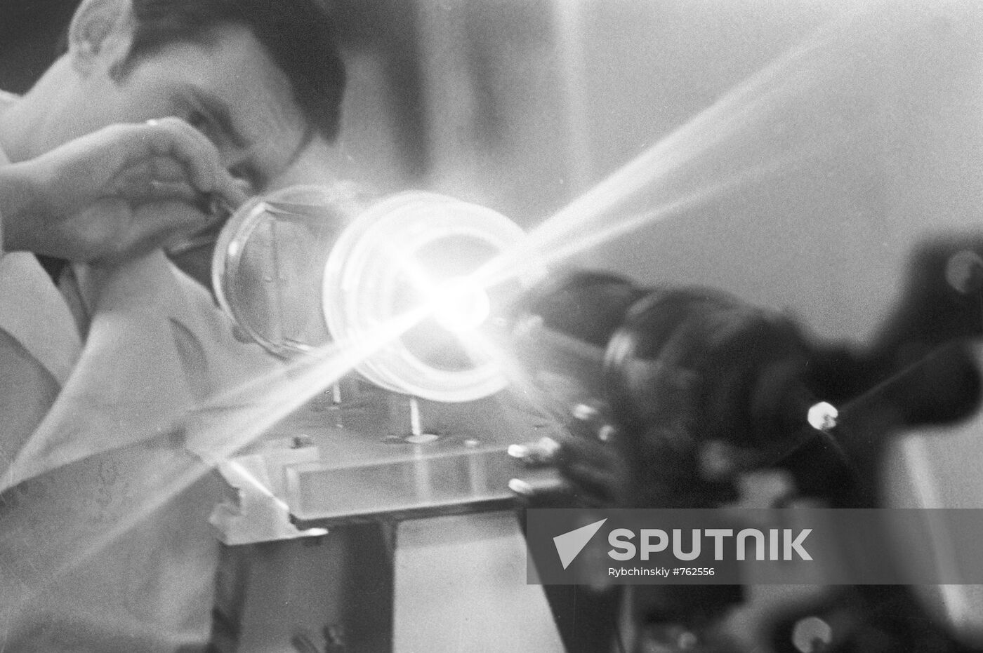 Testing a ruby laser