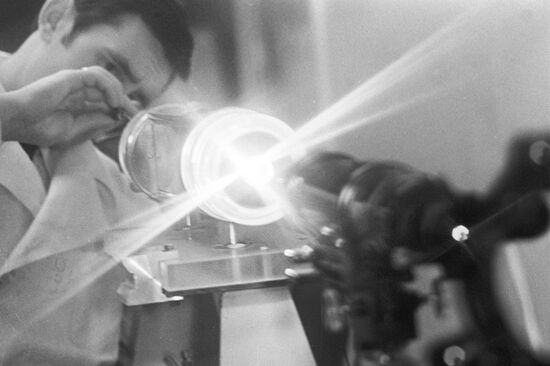 Testing a ruby laser