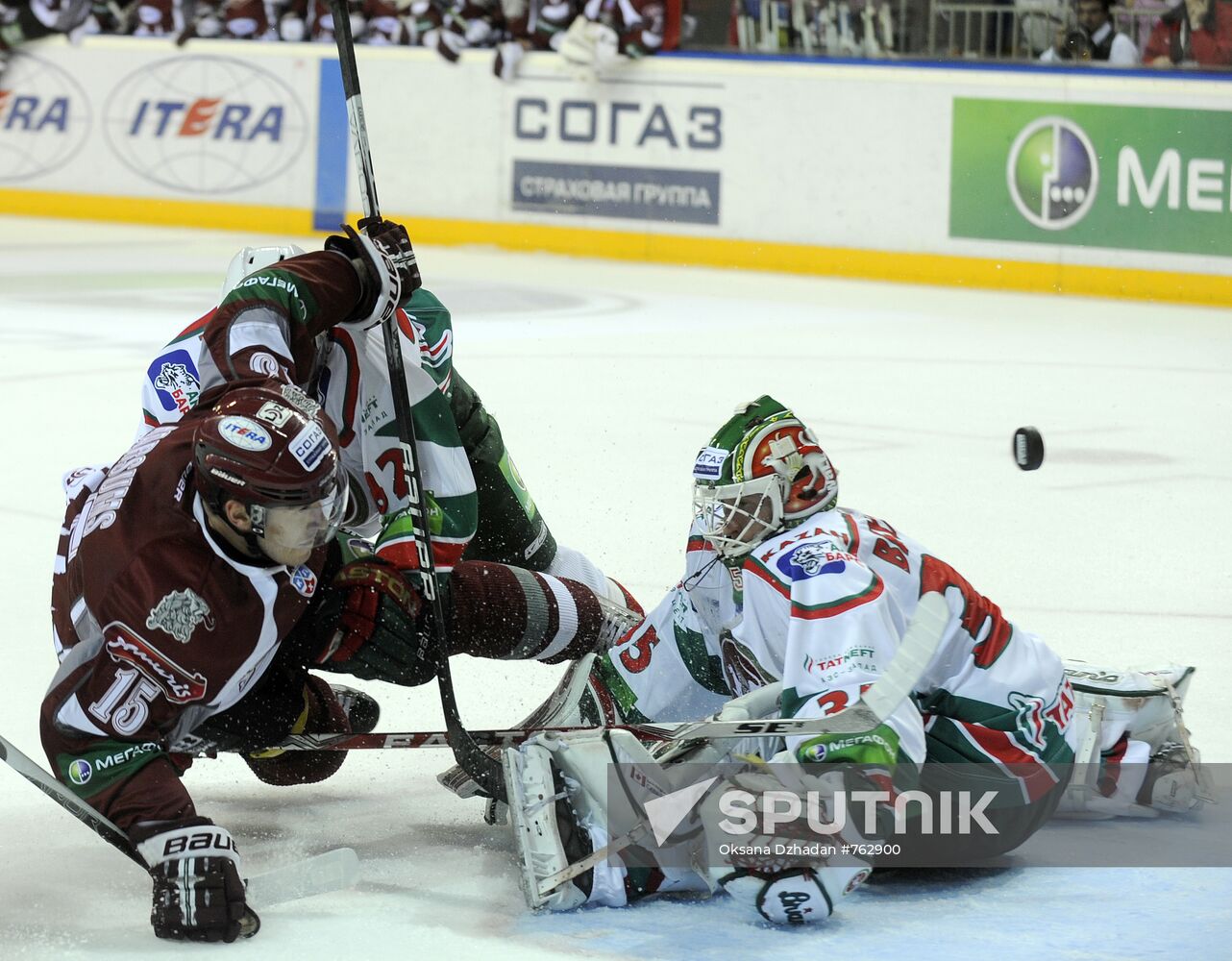 Hockey. KHL. Dinamo(Riga) vs Ak Bars (Kazan)