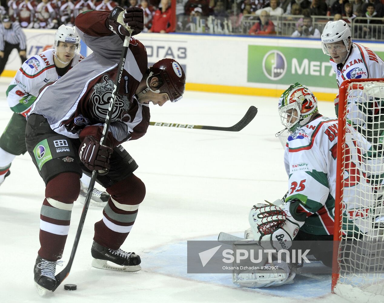 Hockey. KHL. Dinamo(Riga) vs Ak Bars (Kazan)