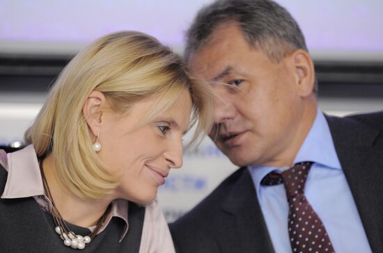 Svetlana Mironyuk and Sergei Shoigu