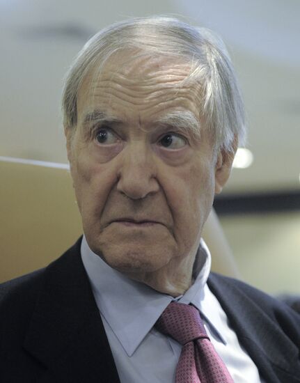Sergei Kapitsa
