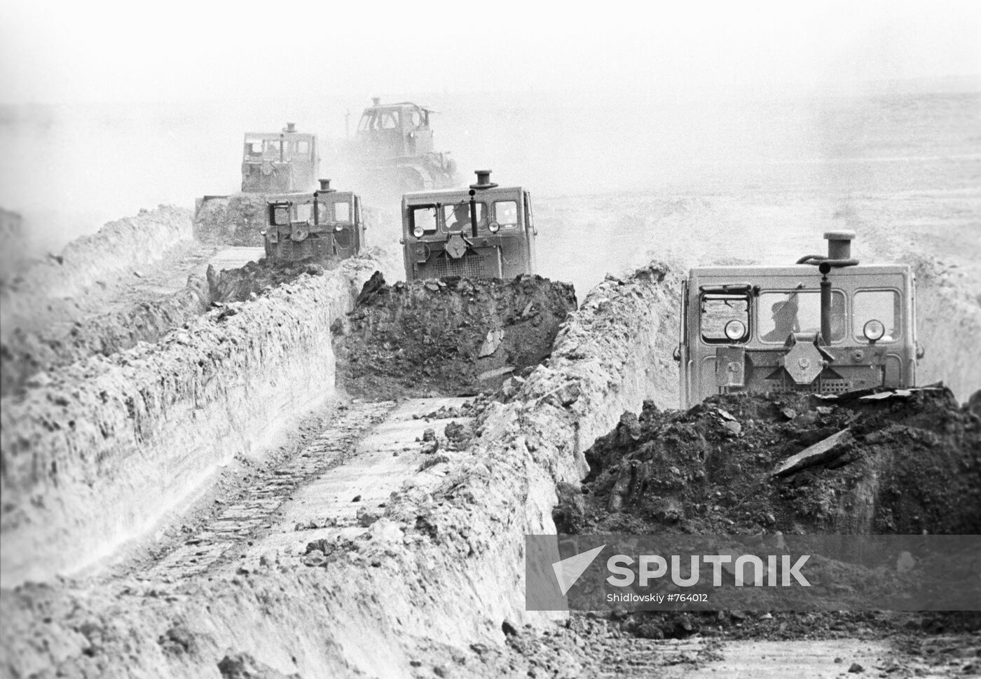 Construction of Karakum Canal