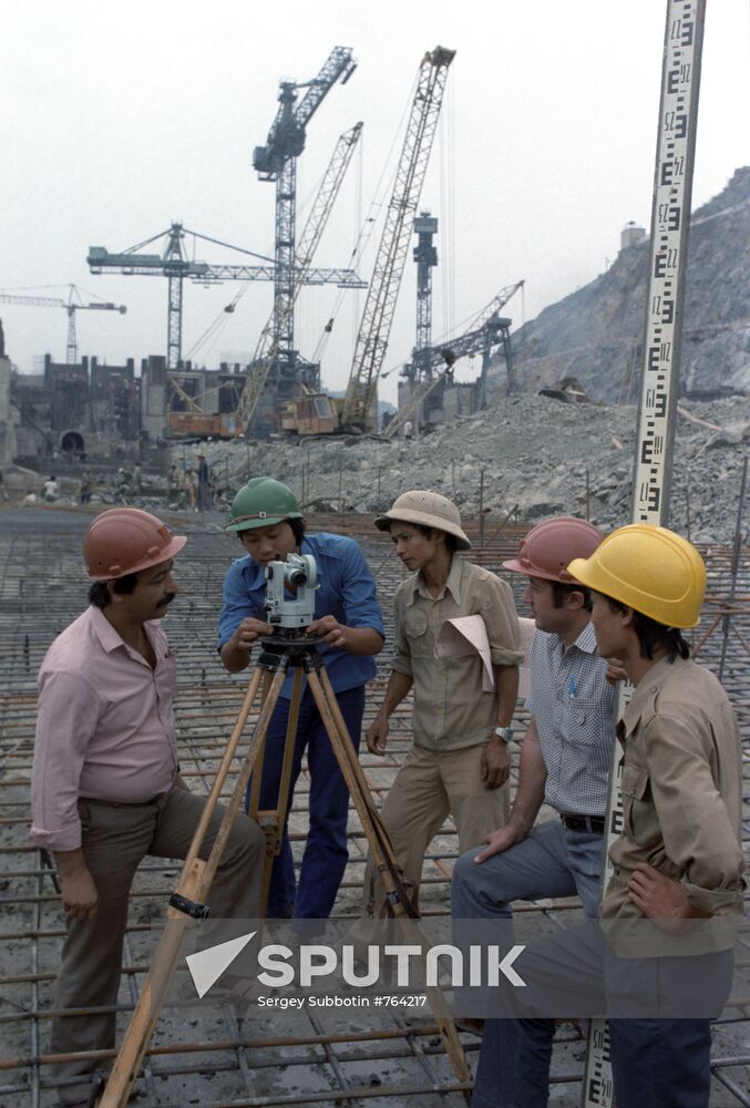 Construction of Hoabin hydro scheme