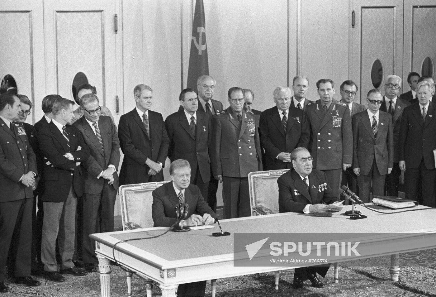 Leonid Brezhnev and Jimmy Carter