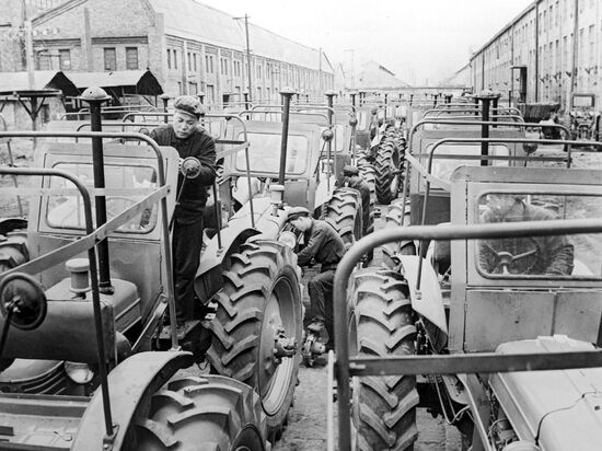 Geumsan Tractor Plant