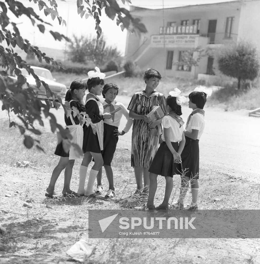 School students in Baku