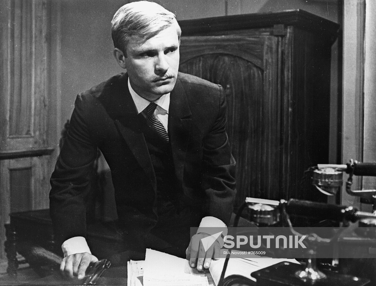 Scene from movie No Need For Password