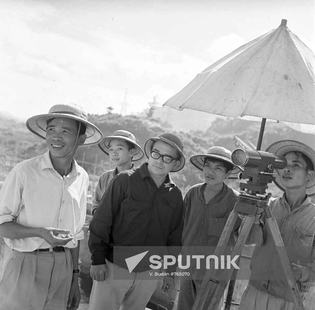 Engineer A.Danilevsky with a group of Vietnamese specialists