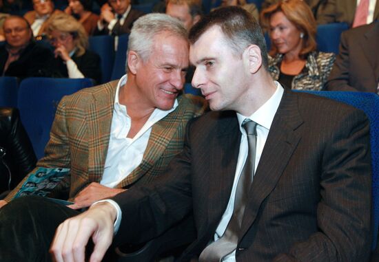 Sergei Yastrzhembsky, Mikhail Prokhorov