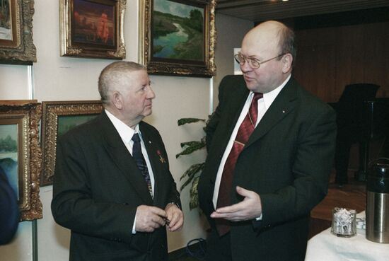 Cosmonauts Yu. Glazkov and V. Remek