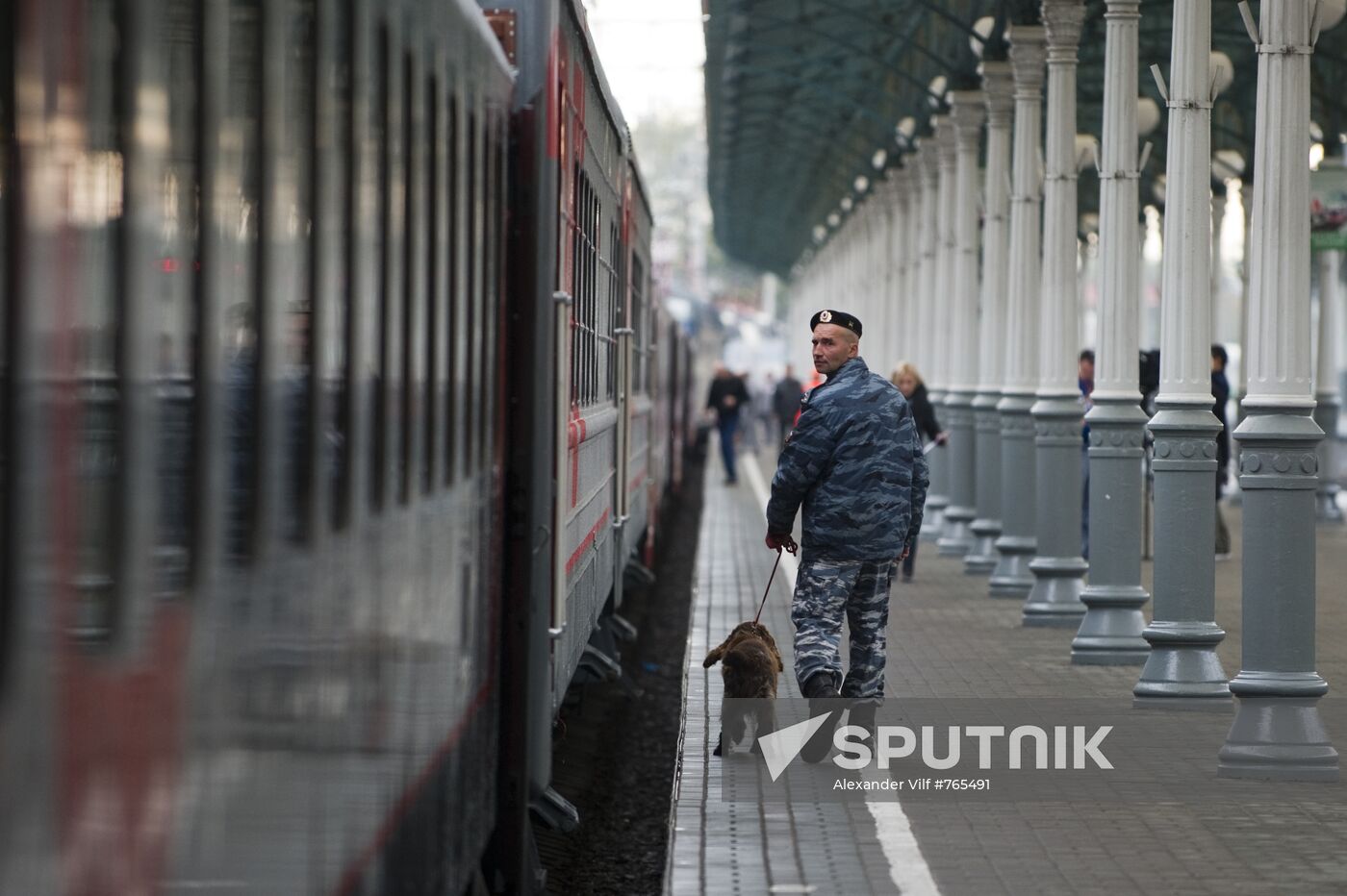 Russia's Moscow-Nice railway train sets out on its maiden trip