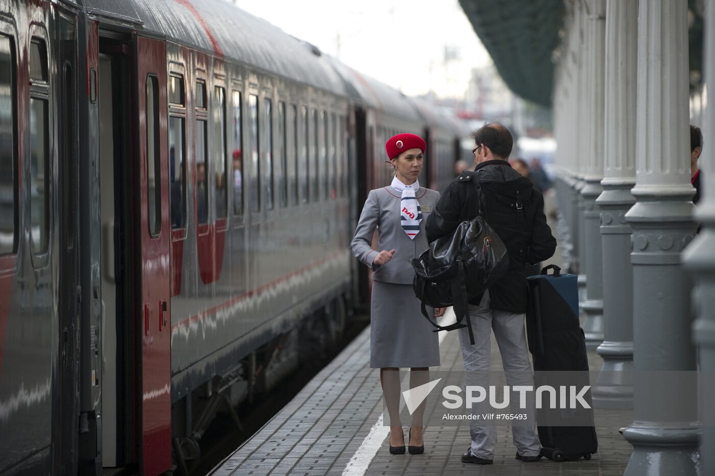 Russia's Moscow-Nice railway train sets out on its maiden trip