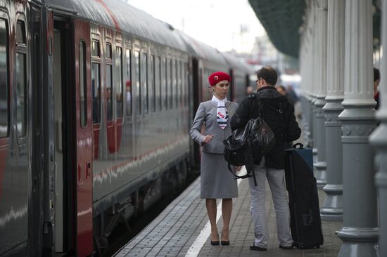 Russia's Moscow-Nice railway train sets out on its maiden trip