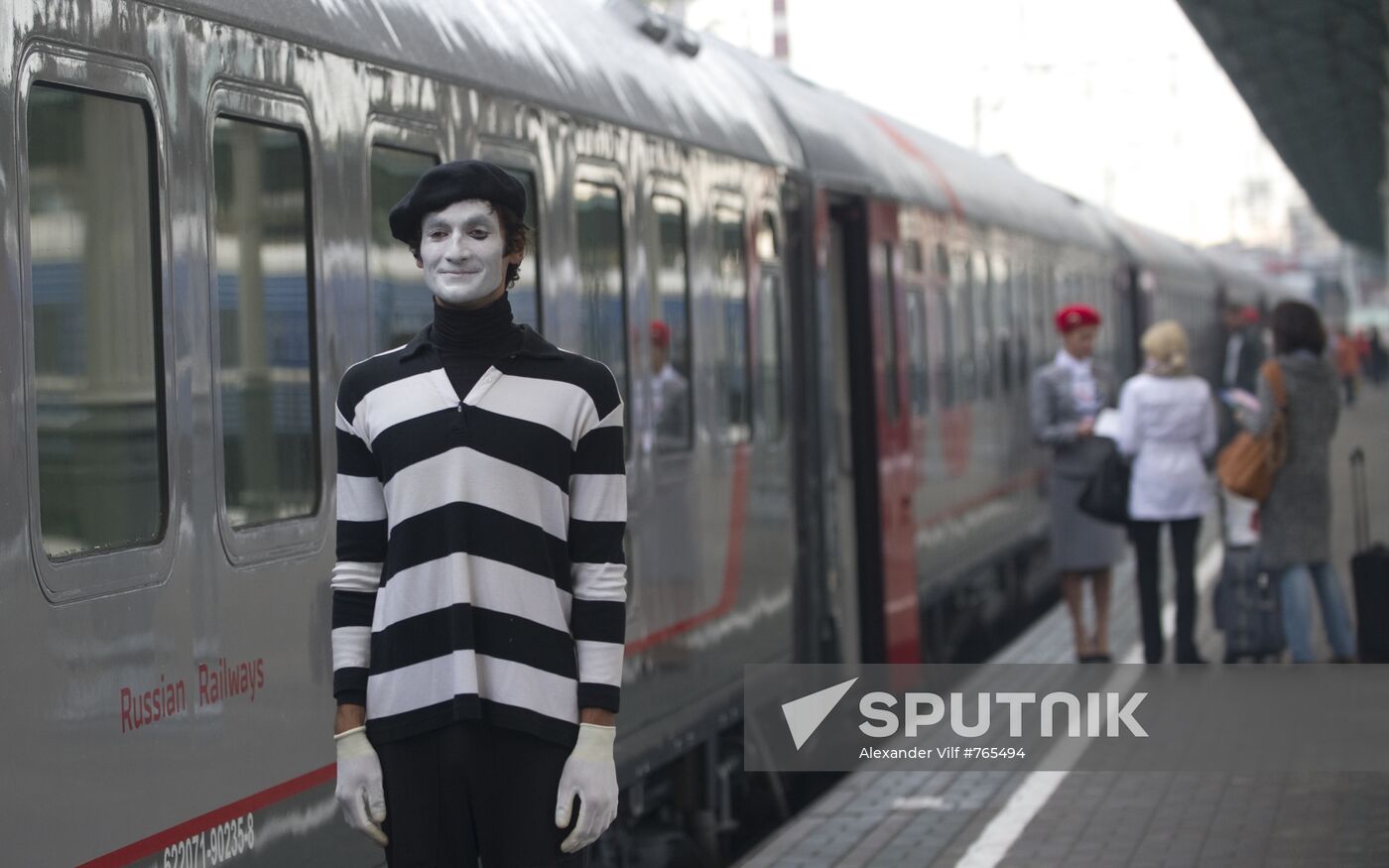 Russia's Moscow-Nice railway train sets out on its maiden trip