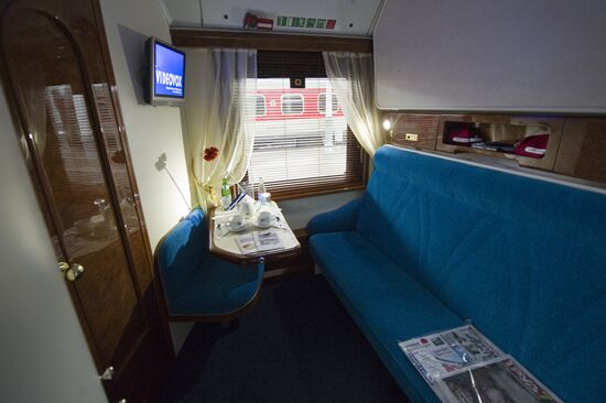 Russia's Moscow-Nice railwya train sets out on its maiden trip