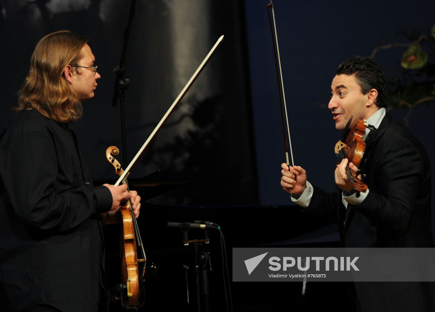 Violinist Maksim Vengerov gives master class