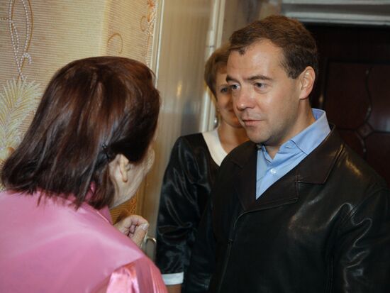 Dmitry Medvedev visits labor veteran