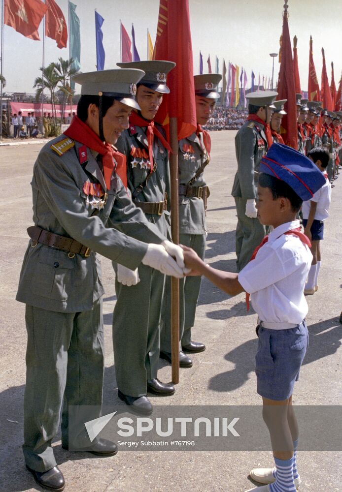 Pull out of Vietnamese forces from Kampuchea
