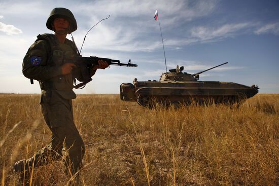 SCO holds Peace Mission 2010 military drills
