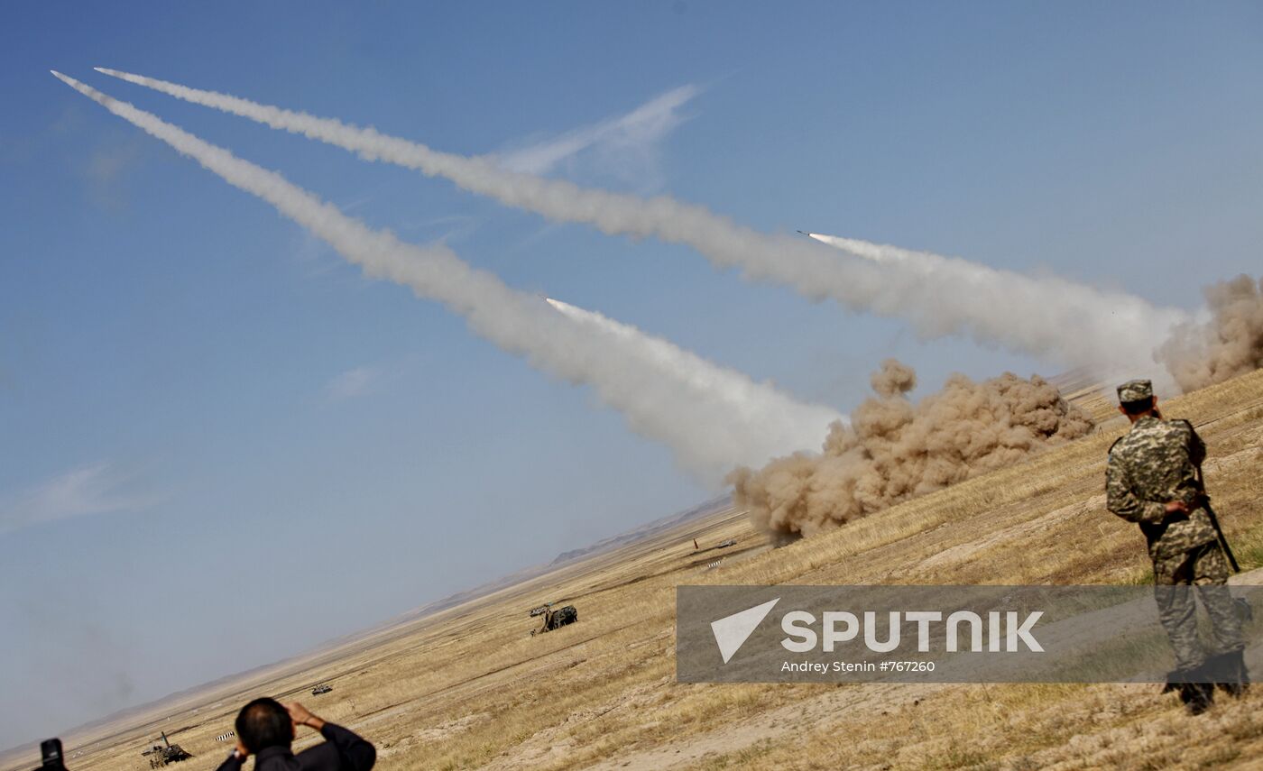 SCO holds Peace Mission 2010 military drills