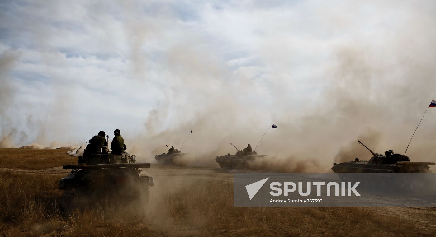 SCO holds Peace Mission 2010 military drills