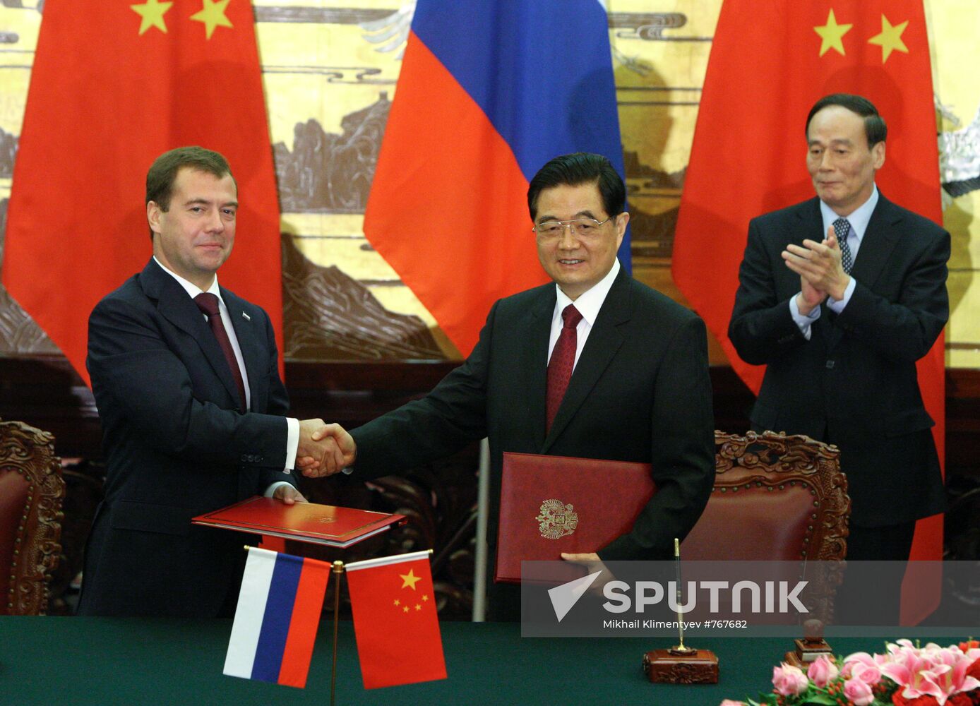 President Medvedev's official visit to China. Day Two