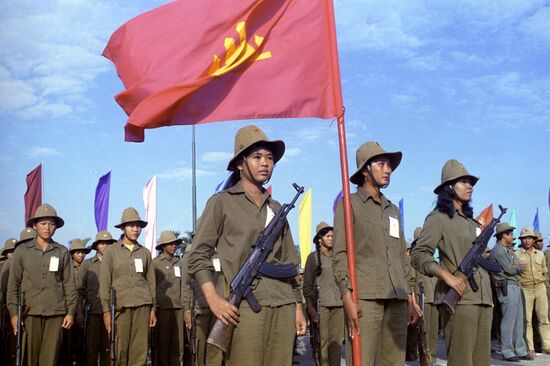 Send-off of volunteer-soldiers of Vietnamese People's Army