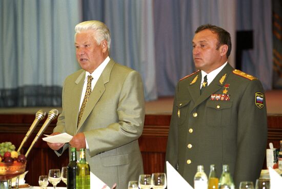 Boris Yeltsin and Pavel Grachyov