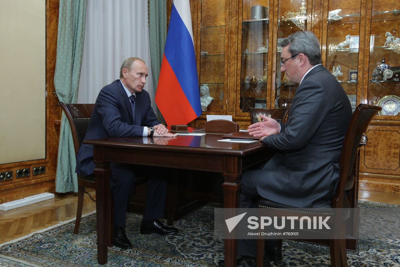 Vladimir Putin meets Vyacheslav Gaizer