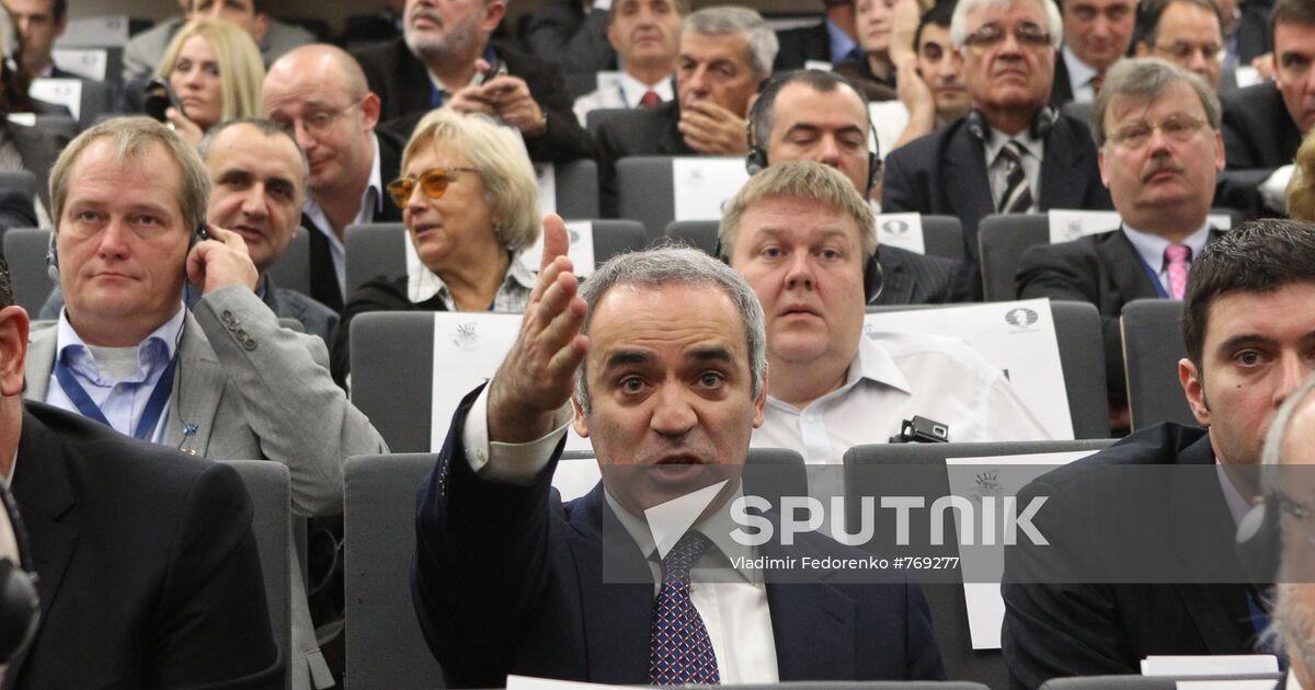 Garry Kasparov  Sputnik Mediabank