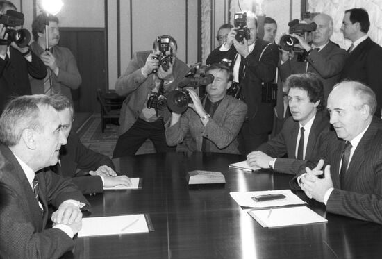 Mikhail Gorbachev and Tadeusz Mazowiecki