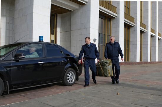 Russian Government sends 2011-13 budget to State Duma