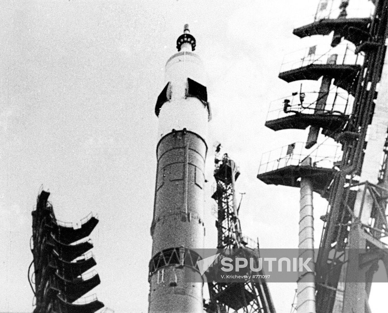 "Soyuz-4" spaceship