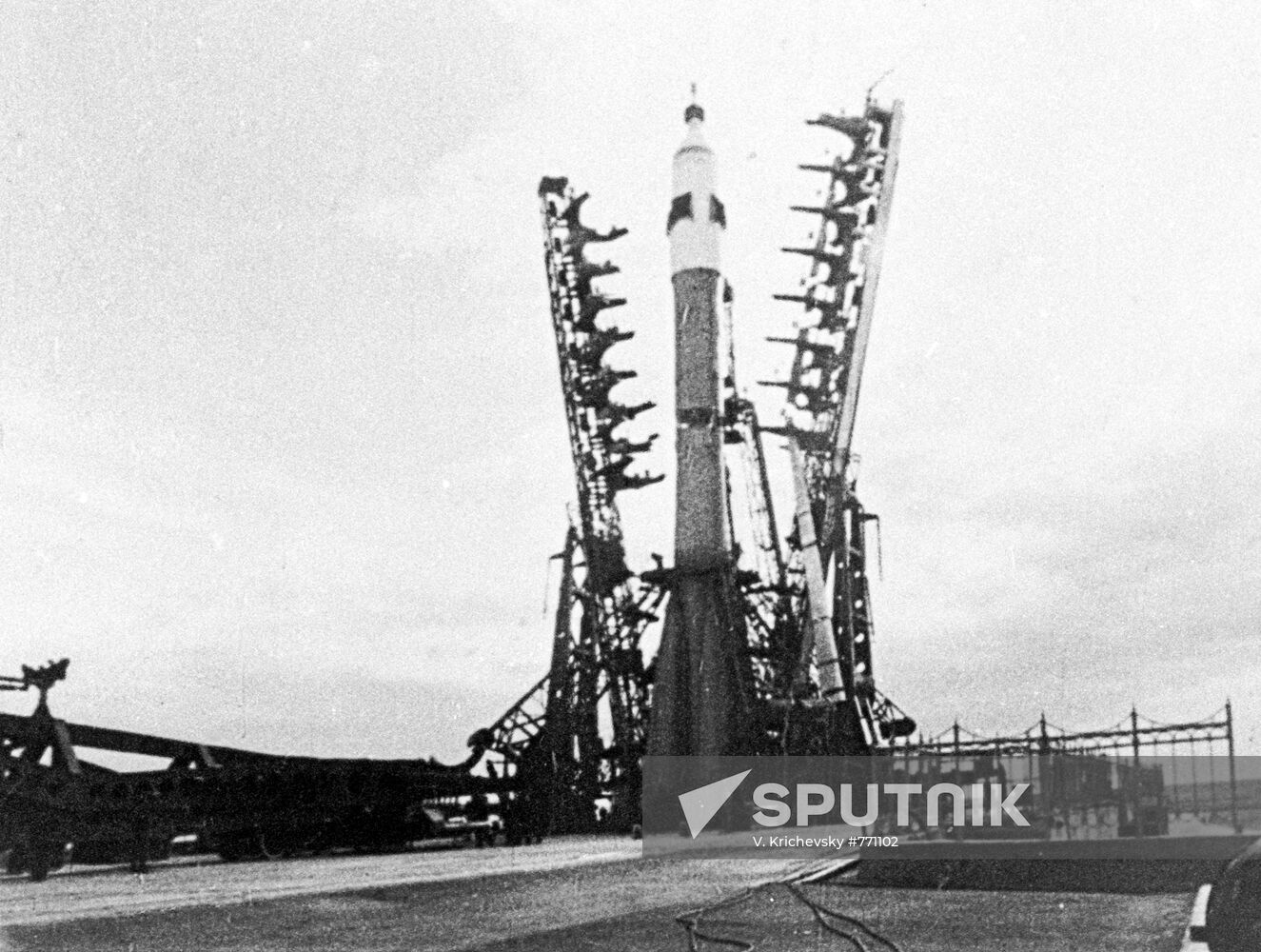 "Soyuz-5" spaceship