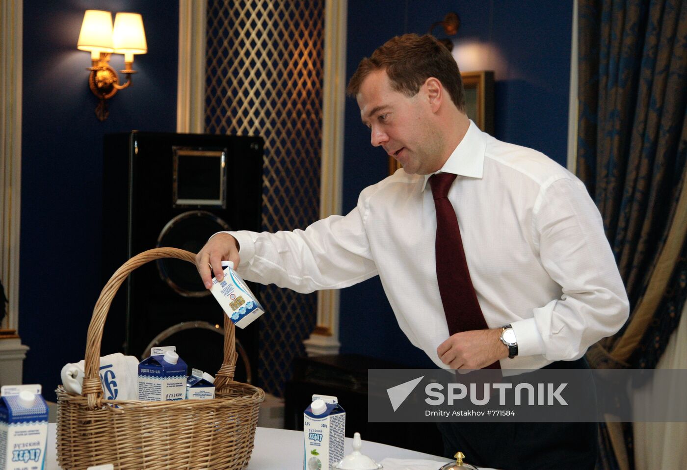 Dmitry Medvedev and Vladimir Putin meet