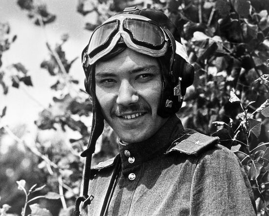 Frame from film "Only old men go fighting"