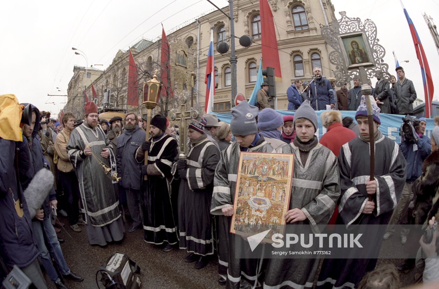 Funeral ceremony near house of Academician Andrei Sakharov