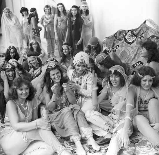 Actresses in the film "New Scheherazade Tales"