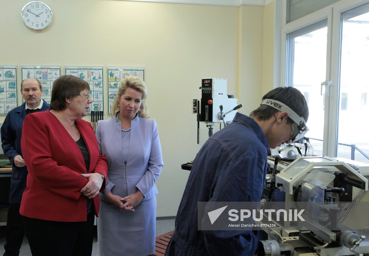 Russia's first lady Svetlana Medvedeva visits her old school