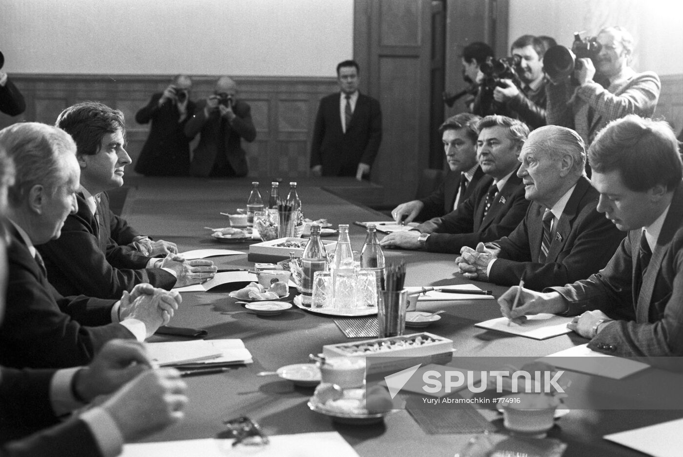 Meeting between N.Tikhonov and J.-P. Chevenement